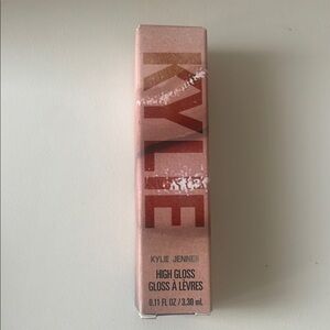 NWOT Kylie Jenner High Gloss Lip Gloss in Damn Gina (324)